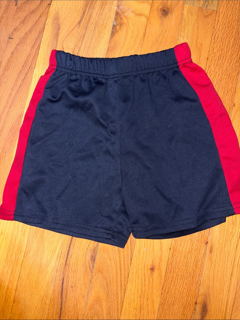 ⭐️ 3 for $15.00 ⭐️SHEIN Kids Athletic Shorts with Red Side Panels Sz 7